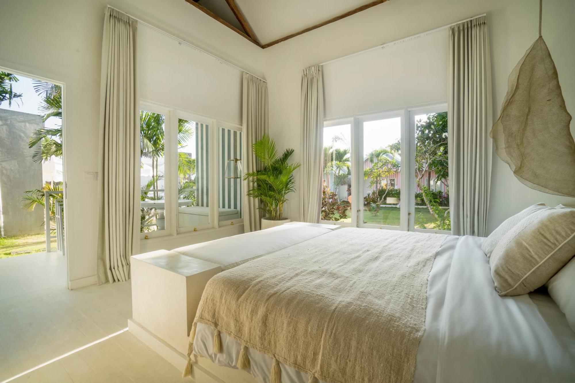 Ria Uluwatu, Tropical Chic Hotel Екстериор снимка